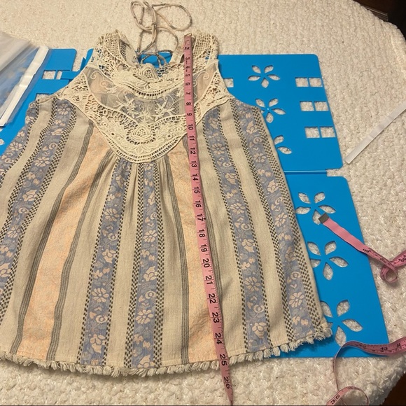 Altar’d state women’s sleeveless blouse - Picture 11 of 16